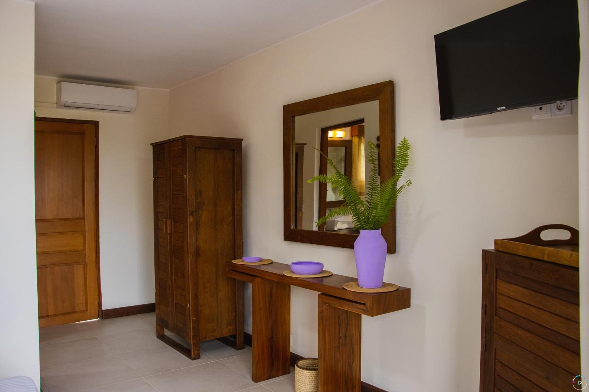 Hotel Baobab Cafe 모론다바 외부 사진